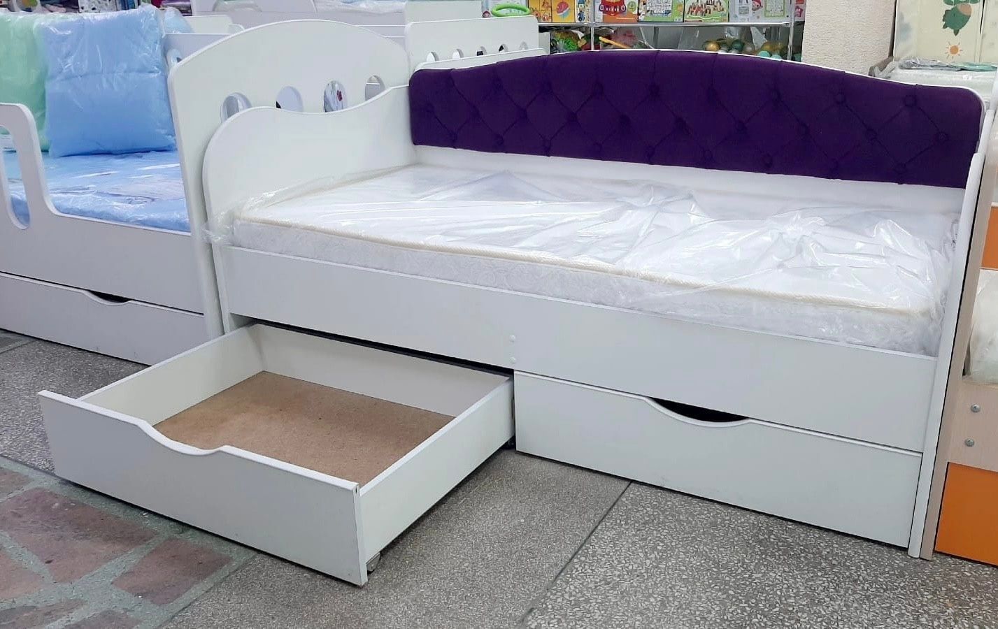 СОФА С КАРЕТНОЙ СТЯЖКОЙ